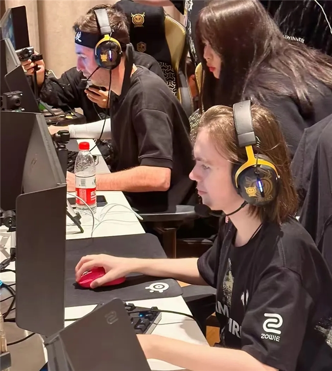 官方公告： Magisk 回归 Astralis ， stavn 暂时离队